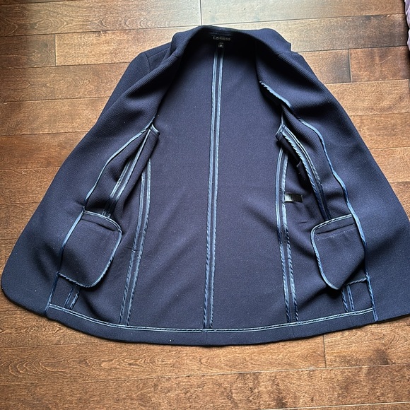 Express Columnist Open Front Boyfriend Blazer
Navy Blue Small - Picture 4 of 9